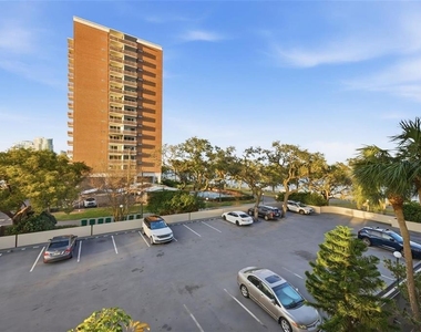4141 Bayshore Boulevard - Photo Thumbnail 28