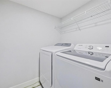 4141 Bayshore Boulevard - Photo Thumbnail 23