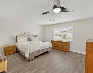 2221 Ivan Court - Photo Thumbnail 18
