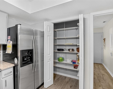 2221 Ivan Court - Photo Thumbnail 15