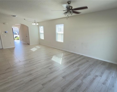 32724 Ansley Bloom Lane - Photo Thumbnail 6