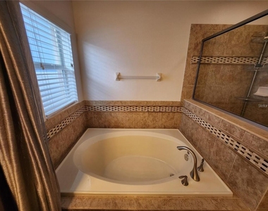 11404 Holmbridge Lane - Photo Thumbnail 35