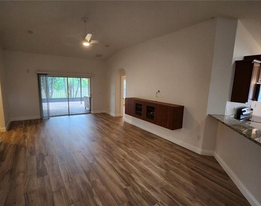 11404 Holmbridge Lane - Photo Thumbnail 19
