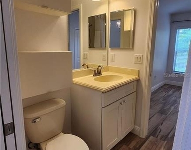 11404 Holmbridge Lane - Photo Thumbnail 25