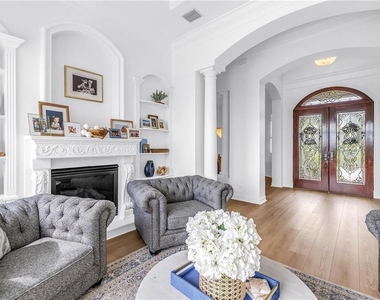 4133 Causeway Vista Drive - Photo Thumbnail 9