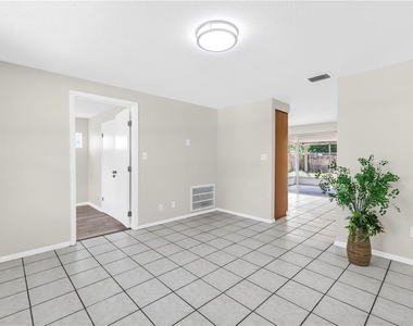 10920 111th Street - Photo Thumbnail 1
