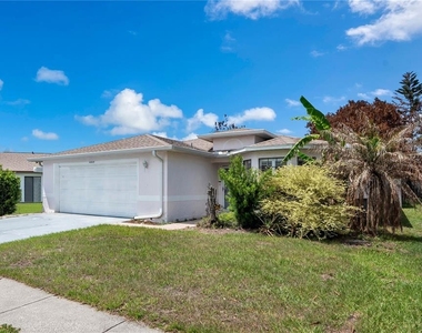 4805 Kingston Circle - Photo Thumbnail 1