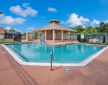 4805 Kingston Circle - Photo Thumbnail 30