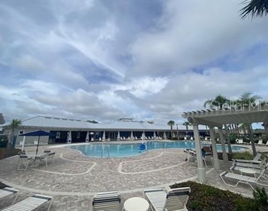 2906 Suncoast Plains Drive - Photo Thumbnail 25