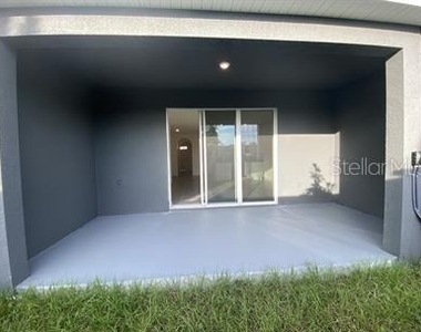 2906 Suncoast Plains Drive - Photo Thumbnail 23