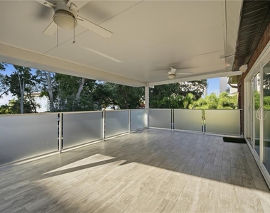 2418 W Palm Drive - Photo Thumbnail 23