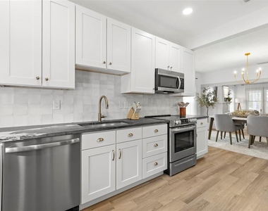 2444 1st Avenue S - Photo Thumbnail 15