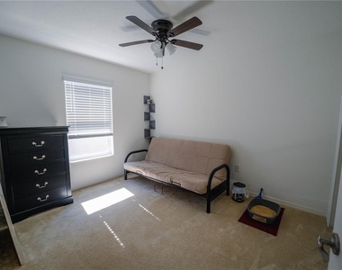 10561 Laguna Plains Drive - Photo Thumbnail 12