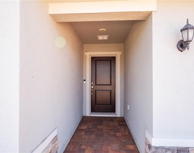 10561 Laguna Plains Drive - Photo Thumbnail 31