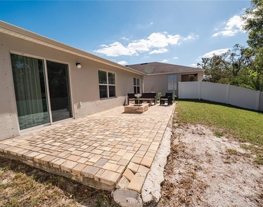 10561 Laguna Plains Drive - Photo Thumbnail 26