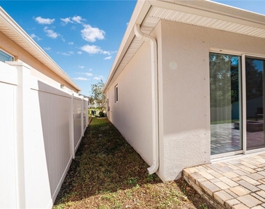 10561 Laguna Plains Drive - Photo Thumbnail 27