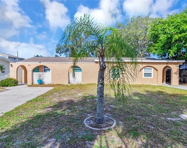 809 Illinois Avenue - Photo Thumbnail 13