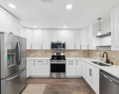 1008 E Norfolk Street - Photo Thumbnail 12
