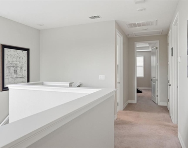 4547 San Martino Drive - Photo Thumbnail 9