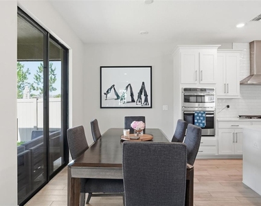 4547 San Martino Drive - Photo Thumbnail 6