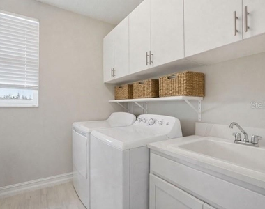 4547 San Martino Drive - Photo Thumbnail 13