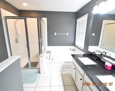 13556 Fladgate Mark Drive - Photo Thumbnail 34