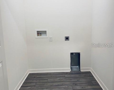 4916 Gulf Waters Drive - Photo Thumbnail 22