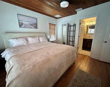 701 29th Avenue N - Photo Thumbnail 11