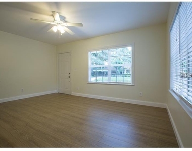 908 W Ohio Avenue - Photo Thumbnail 9