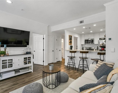 800 S Dakota Avenue - Photo Thumbnail 8