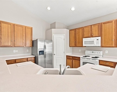 4017 Langdrum Drive - Photo Thumbnail 17