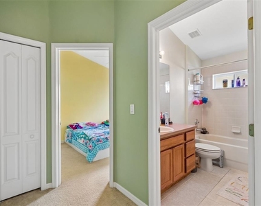 4017 Langdrum Drive - Photo Thumbnail 12