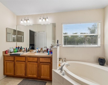 4017 Langdrum Drive - Photo Thumbnail 23