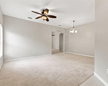 4017 Langdrum Drive - Photo Thumbnail 7