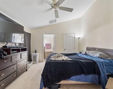 4017 Langdrum Drive - Photo Thumbnail 19