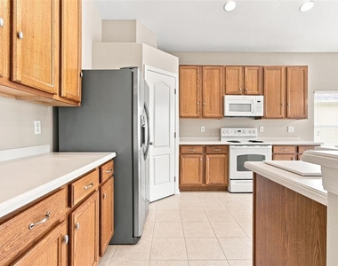 4017 Langdrum Drive - Photo Thumbnail 13