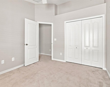4017 Langdrum Drive - Photo Thumbnail 36