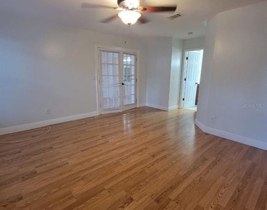 7109 S Shamrock Road - Photo Thumbnail 17