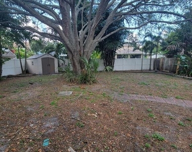 7109 S Shamrock Road - Photo Thumbnail 21