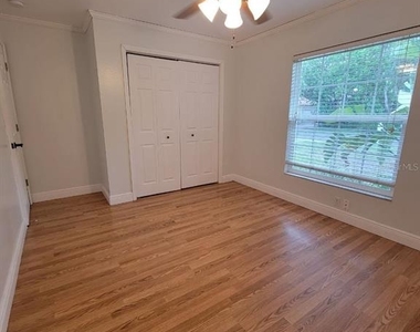 7109 S Shamrock Road - Photo Thumbnail 11