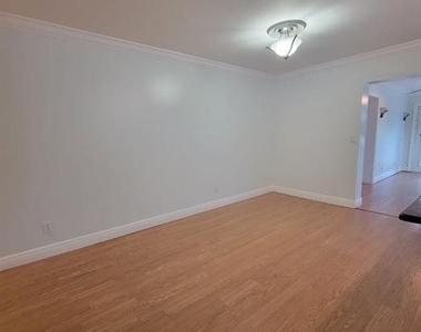 7109 S Shamrock Road - Photo Thumbnail 4