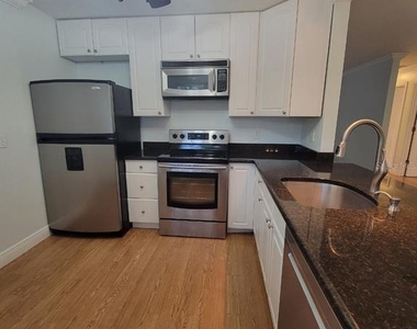 7109 S Shamrock Road - Photo Thumbnail 8