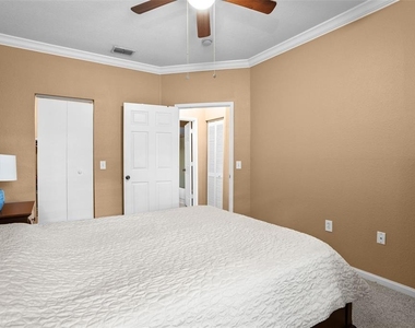 2141 Portofino Place - Photo Thumbnail 20