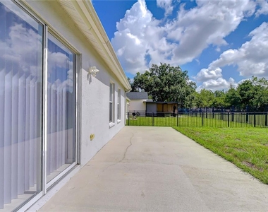 6010 Skylarkcrest Drive - Photo Thumbnail 21