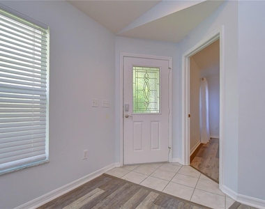 6010 Skylarkcrest Drive - Photo Thumbnail 3