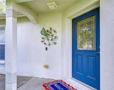 6010 Skylarkcrest Drive - Photo Thumbnail 23