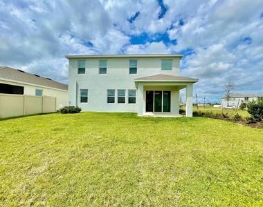 5520 Hollingworth Trail - Photo Thumbnail 46