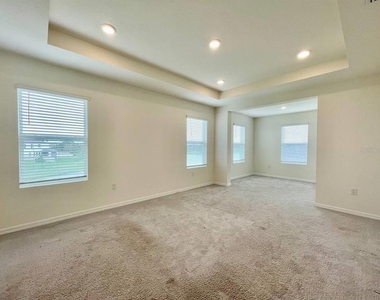 5520 Hollingworth Trail - Photo Thumbnail 23