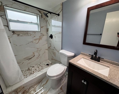 5155 9th Avenue N - Photo Thumbnail 8