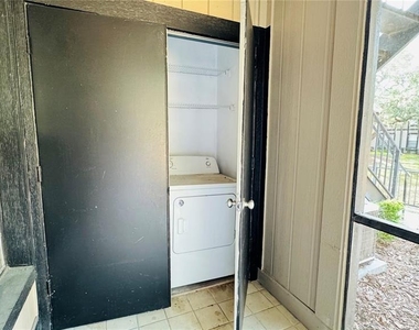 4032 Tumble Wood Trail - Photo Thumbnail 14